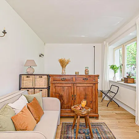 Cozy In The Heart Of Old Town