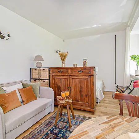 Cozy In The Heart Of Old Town Apartment *