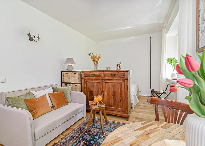 Cozy In The Heart Of Old Town Apartment *