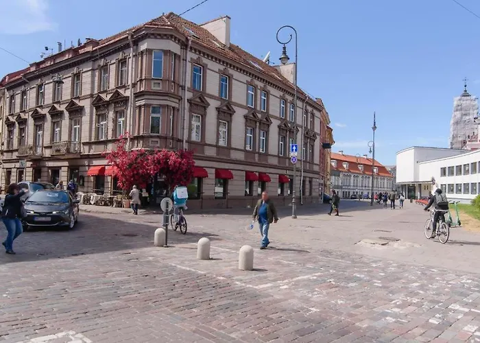 Cozy In The Heart Of Old Town *